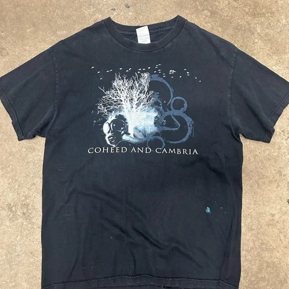 Coheed and Cambria 2005 Hard Rock Band Shirt - Picture 1 of 5